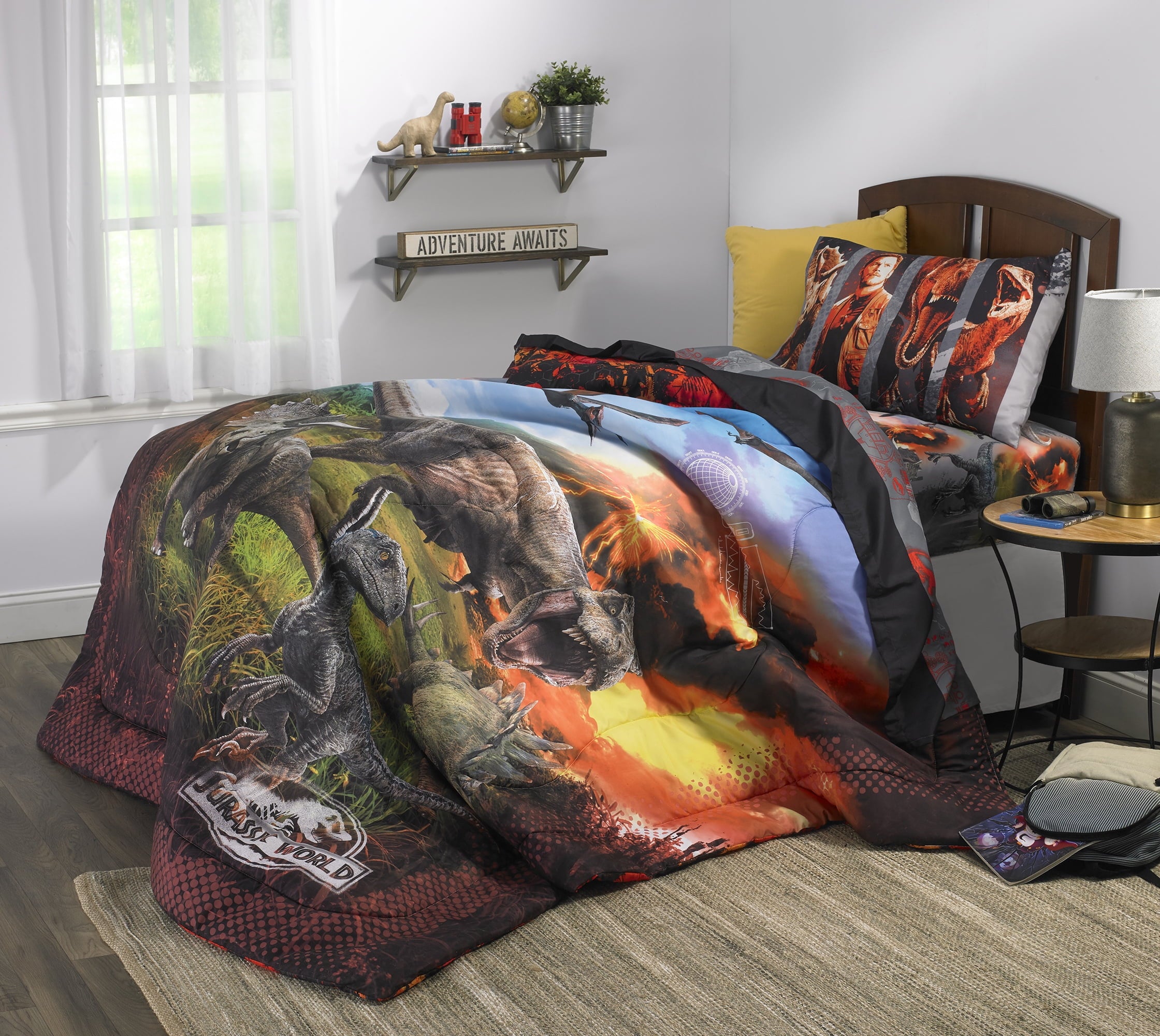 Jurassic World Kids 5 Piece Black Red Reversible Comforter, Bed in a Bag, Full