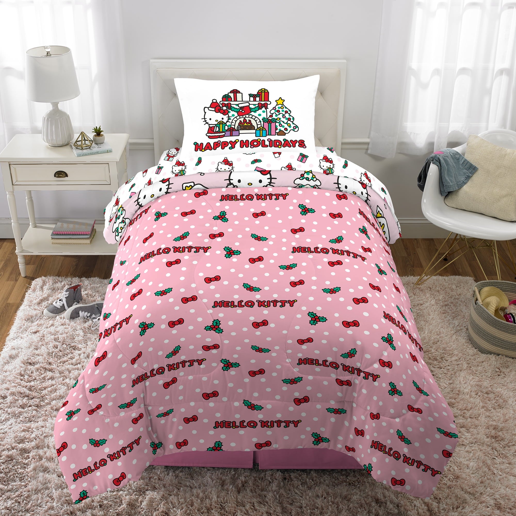 Hello Kitty Holiday Kids 6 Piece Reversible Comforter, Bed in a Bag, Queen
