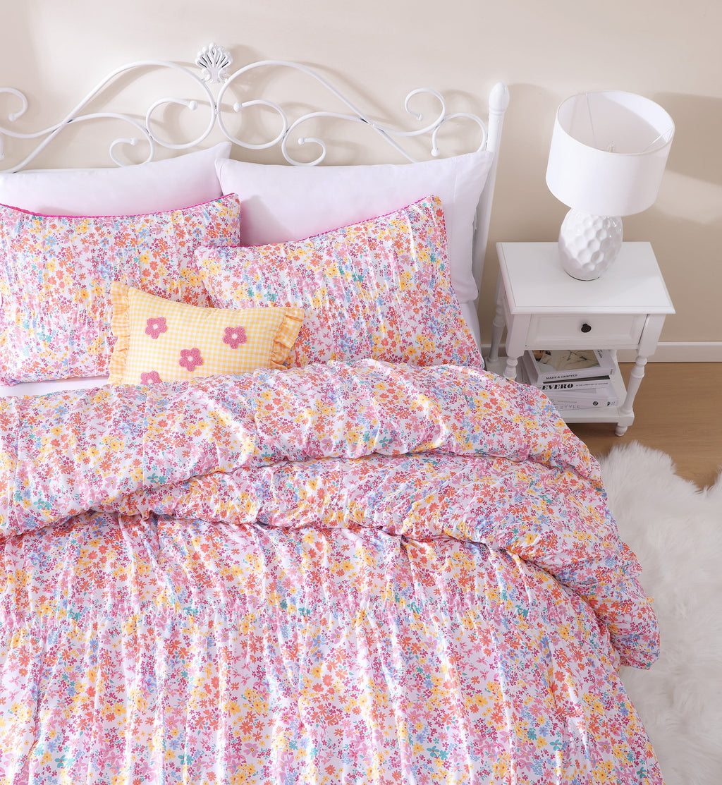 Garden Posies Pink 3-Piece Embellished Soft Microfiber Comforter Set - Twin